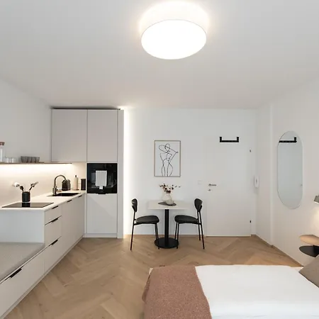 4 Apartment