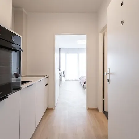 4 Apartment