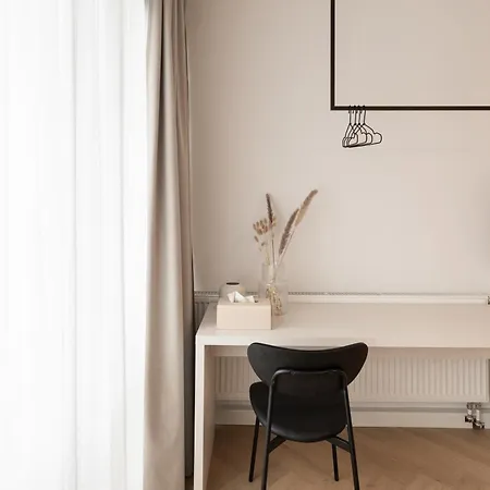 4 Apartment