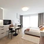 Apartment 4 *