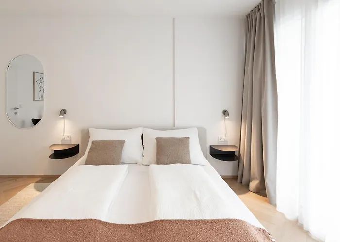 4 * Bad Schallerbach